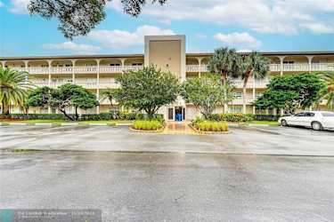 2102 Lucaya Bend #D2 - Coconut Creek, FL