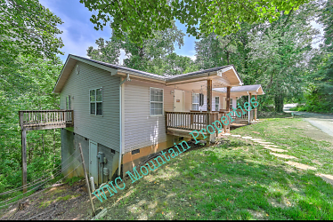 69 Carrion Ln - Candler, NC