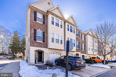 1622 Colleen Ct #2 - Norristown, PA