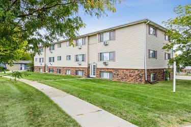 5016 1st Avenue NW Apartments - Cedar Rapids, IA