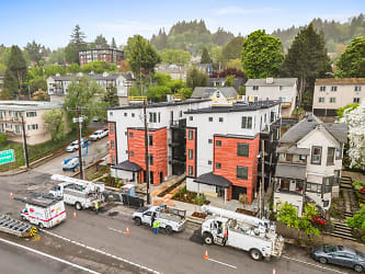 ** 6 Weeks Free** Gorgeous Modern New Construction - South Portland, Minutes From Downtown PDX Apartments - Portland, OR