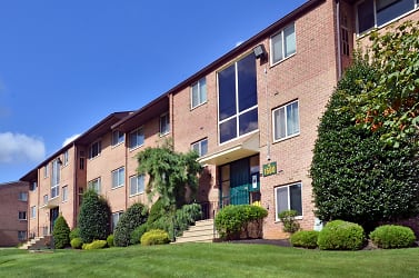 Heatherwood Apartments - Philadelphia, PA