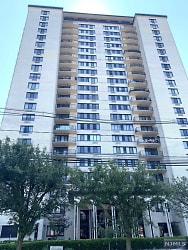 1590 Anderson Ave #5E - Fort Lee, NJ