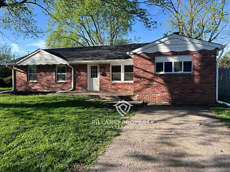 8341 E 41st Pl - Indianapolis, IN