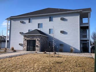 Brandy Hill Center Apartments - Fargo, ND