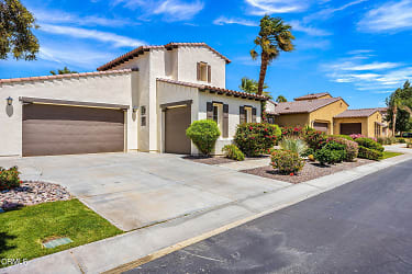 81562 Ricochet Way - La Quinta, CA