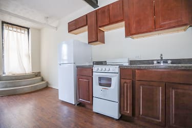 3004 N Central Ave unit G - Chicago, IL