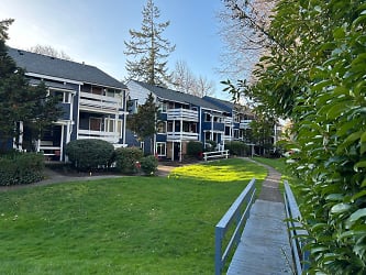 2770 - 2780- 2790 NW 29th St Apartments - Corvallis, OR