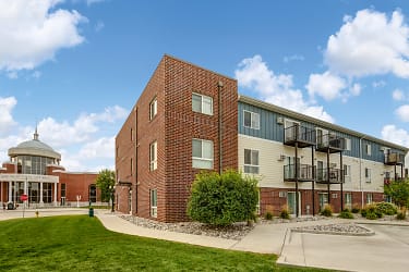 Northern Pacific Apartments - East Grand Forks, MN