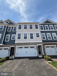 5 Copper Ct - Royersford, PA