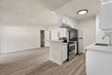 Ave 59 (Rivendell) Apartments - Los Angeles, CA