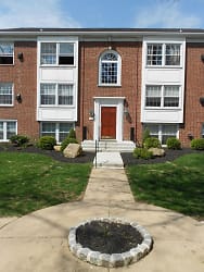 353 Homeland Southway unit 3C - Baltimore, MD