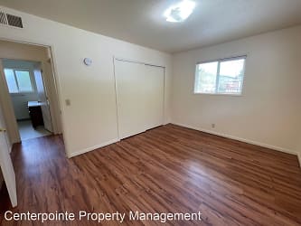646 W 6th Ave - Sutherlin, OR