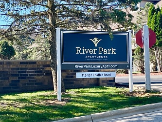 River Park Apartments - Oconomowoc, WI