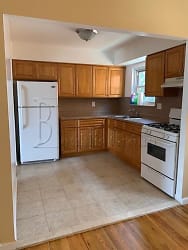 31-22 44th St unit 2 - Queens, NY