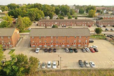 109 Commercial - Warrensburg, MO