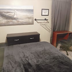 Room For Rent - College Park, GA