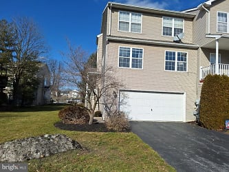 155 Woodside Ct - Annville, PA