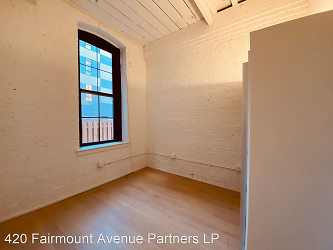 430 Fairmount Ave Apartments - Philadelphia, PA