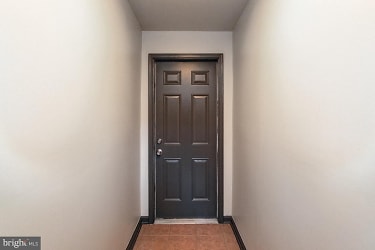 2427 Lakeview Ave #3D - Baltimore, MD
