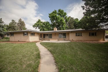 108 Princeton Rd - Fort Collins, CO