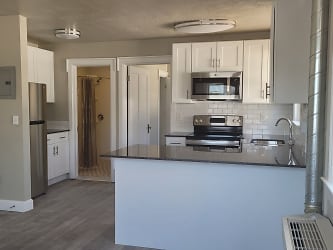 335 S 200 E Apartments - Salt Lake City, UT