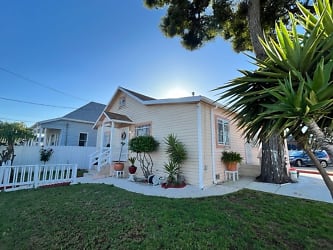 2249 62nd Ave - Oakland, CA