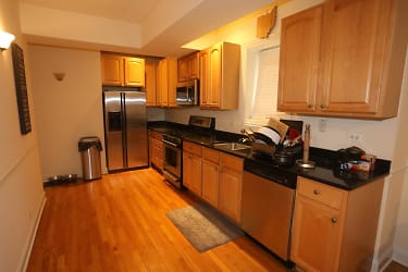 5347 N Kenmore Ave unit PS-G - Chicago, IL