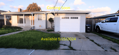 26402 Hickory Ave - Hayward, CA