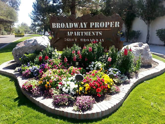 Broadway Proper Apartments - Tucson, AZ