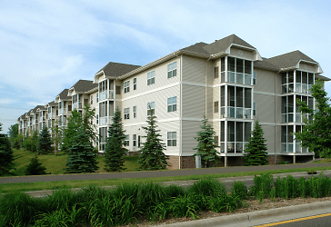 Birch Glen Apartments - Maplewood, MN
