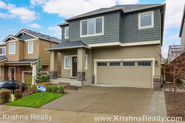 17359 NW Twinberry Ln - Portland, OR