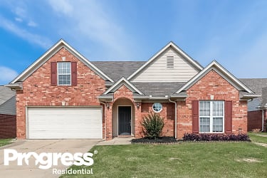 5727 Hunters Chase - Southaven, MS