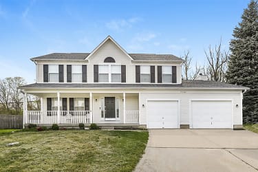 7727 Gullit Way - Indianapolis, IN