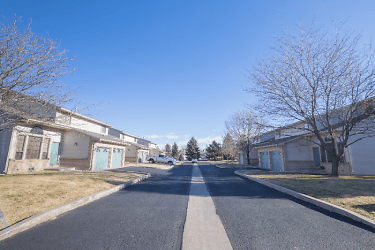 2182 35th Ave Ct unit 2 - Greeley, CO