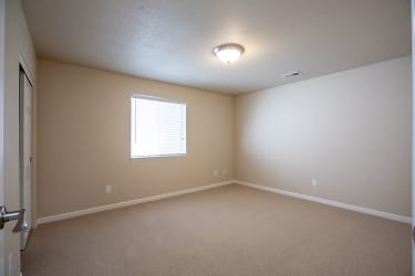 3839 Eclipse Ln - Fort Collins, CO