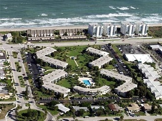 Shore View Apartment Homes - Satellite Beach, FL