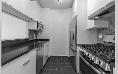 100 West End Ave unit C3A - New York, NY