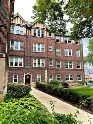 Kenilworth Apartments - Downers Grove, IL