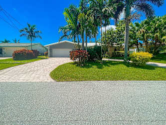 2770 NE 8th Ct - Pompano Beach, FL