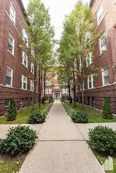 5314 N Winthrop Ave - Chicago, IL