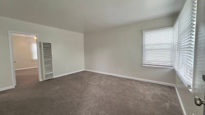 2675 N Lime Ave unit 2675 - Signal Hill, CA