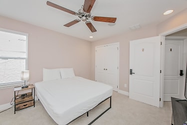 Room For Rent - Kissimmee, FL