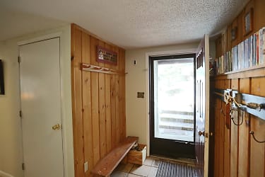 29 Mountain Brook Ln unit 1 - Waterville Valley, NH