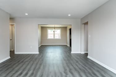 6502 Park Heights Ave unit 6502 - Baltimore, MD