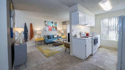 Oakwood Apartments - Stockton, CA