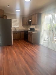 VALLEY VIEW APARTMENTS - Anderson, CA