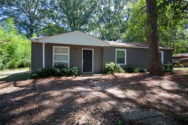 3462 Dundale Rd - Montgomery, AL