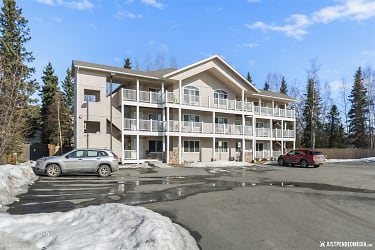 3725 E 43rd Pl - Anchorage, AK