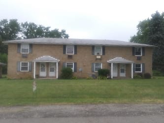 3899 Beech Hill Rd NW unit 3899 - North Canton, OH